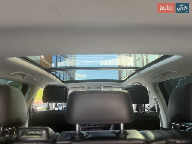 Черный Фольксваген Туарег, объемом двигателя 2.97 л и пробегом 280 тыс. км за 17500 $, фото 25 на Automoto.ua