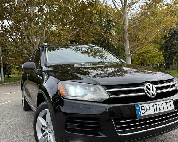 Черный Фольксваген Туарег, объемом двигателя 3.6 л и пробегом 290 тыс. км за 15200 $, фото 1 на Automoto.ua