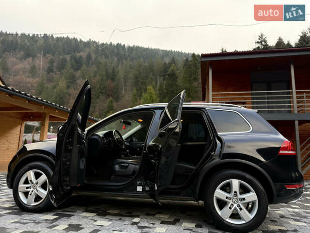 Черный Фольксваген Туарег, объемом двигателя 2.97 л и пробегом 278 тыс. км за 20000 $, фото 36 на Automoto.ua