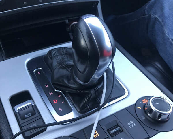 Чорний Фольксваген Туарег, об'ємом двигуна 2.97 л та пробігом 275 тис. км за 21300 $, фото 30 на Automoto.ua