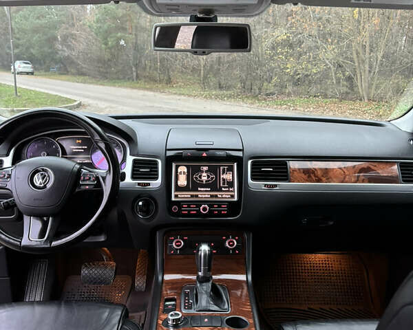 Черный Фольксваген Туарег, объемом двигателя 3 л и пробегом 216 тыс. км за 19500 $, фото 21 на Automoto.ua