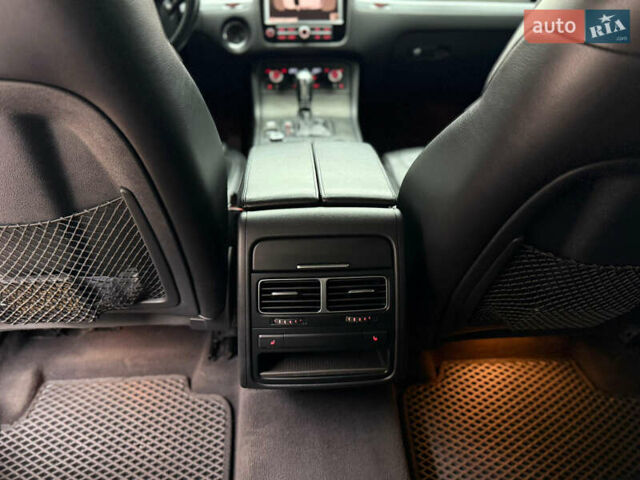 Чорний Фольксваген Туарег, об'ємом двигуна 2.97 л та пробігом 230 тис. км за 19999 $, фото 11 на Automoto.ua