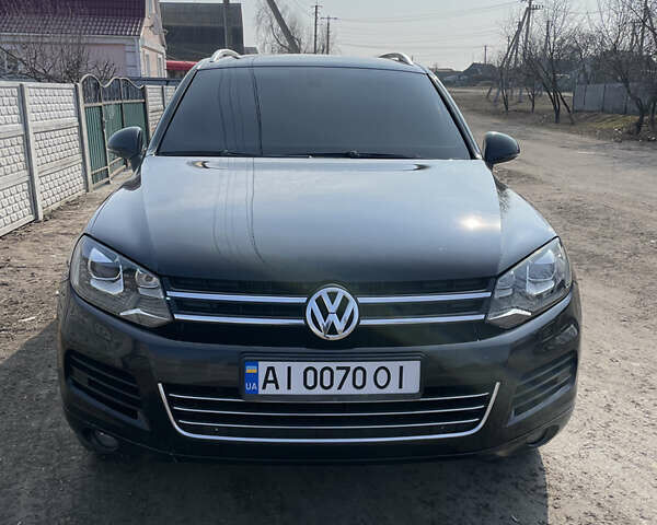 Черный Фольксваген Туарег, объемом двигателя 2.97 л и пробегом 335 тыс. км за 18000 $, фото 4 на Automoto.ua