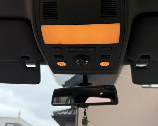 Черный Фольксваген Туарег, объемом двигателя 2.97 л и пробегом 236 тыс. км за 16700 $, фото 17 на Automoto.ua