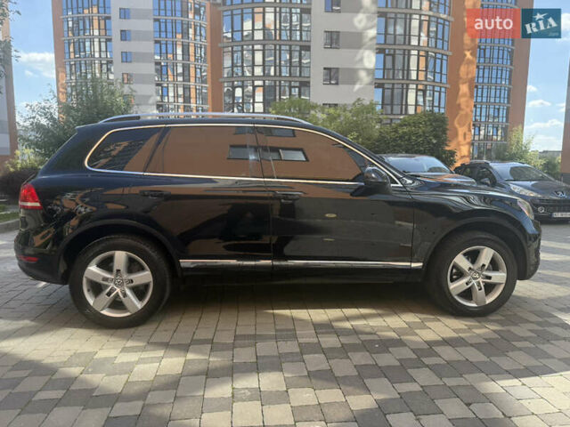 Черный Фольксваген Туарег, объемом двигателя 2.97 л и пробегом 280 тыс. км за 17500 $, фото 5 на Automoto.ua