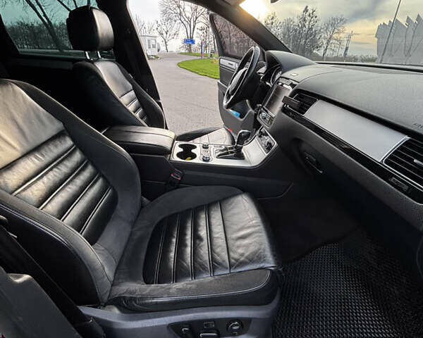 Чорний Фольксваген Туарег, об'ємом двигуна 2.97 л та пробігом 318 тис. км за 18500 $, фото 18 на Automoto.ua