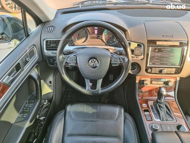 Черный Фольксваген Туарег, объемом двигателя 3 л и пробегом 207 тыс. км за 18990 $, фото 16 на Automoto.ua