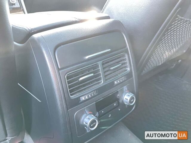 Черный Фольксваген Туарег, объемом двигателя 3 л и пробегом 235 тыс. км за 19999 $, фото 19 на Automoto.ua