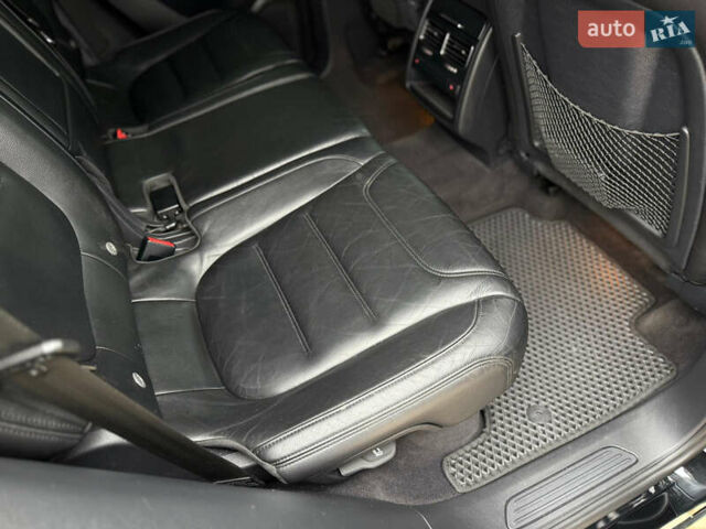 Чорний Фольксваген Туарег, об'ємом двигуна 2.97 л та пробігом 230 тис. км за 19999 $, фото 7 на Automoto.ua