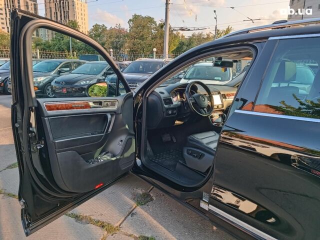 Черный Фольксваген Туарег, объемом двигателя 3 л и пробегом 207 тыс. км за 18990 $, фото 19 на Automoto.ua