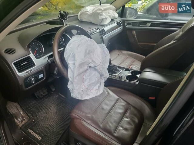 Чорний Фольксваген Туарег, об'ємом двигуна 2.97 л та пробігом 460 тис. км за 9500 $, фото 10 на Automoto.ua