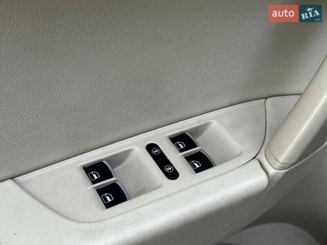 Чорний Фольксваген Туарег, об'ємом двигуна 2.97 л та пробігом 318 тис. км за 15999 $, фото 14 на Automoto.ua