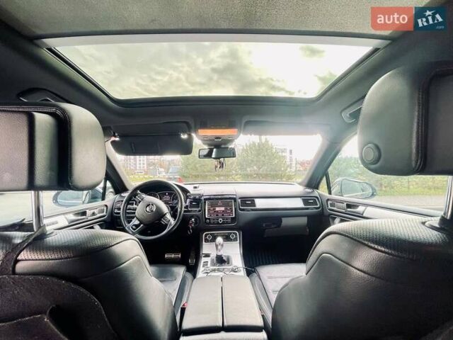 Черный Фольксваген Туарег, объемом двигателя 2.97 л и пробегом 247 тыс. км за 22999 $, фото 8 на Automoto.ua