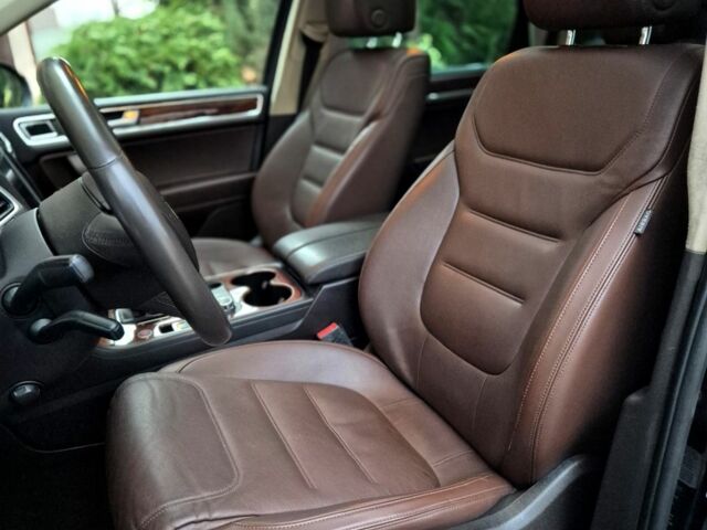 Черный Фольксваген Туарег, объемом двигателя 3 л и пробегом 250 тыс. км за 17300 $, фото 8 на Automoto.ua