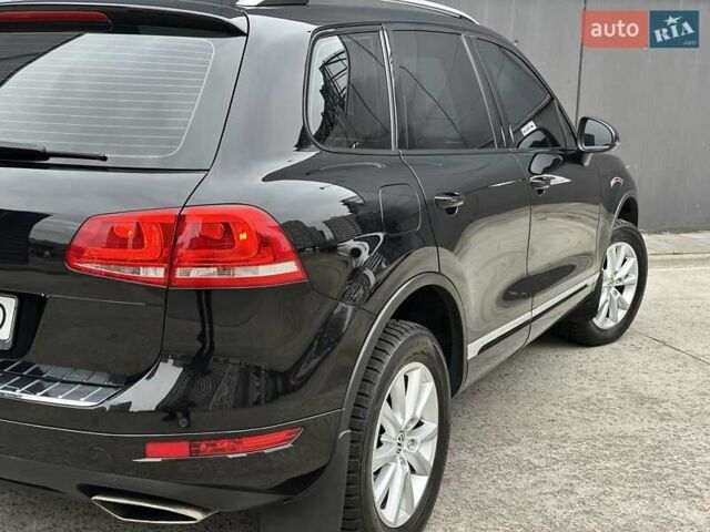 Черный Фольксваген Туарег, объемом двигателя 3 л и пробегом 225 тыс. км за 15650 $, фото 12 на Automoto.ua