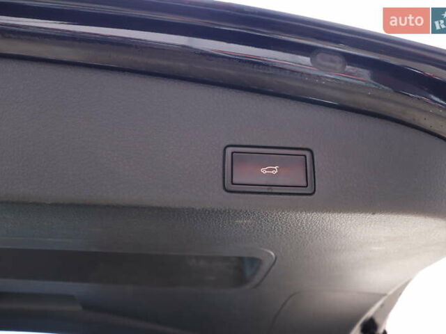 Черный Фольксваген Туарег, объемом двигателя 3 л и пробегом 284 тыс. км за 17800 $, фото 36 на Automoto.ua