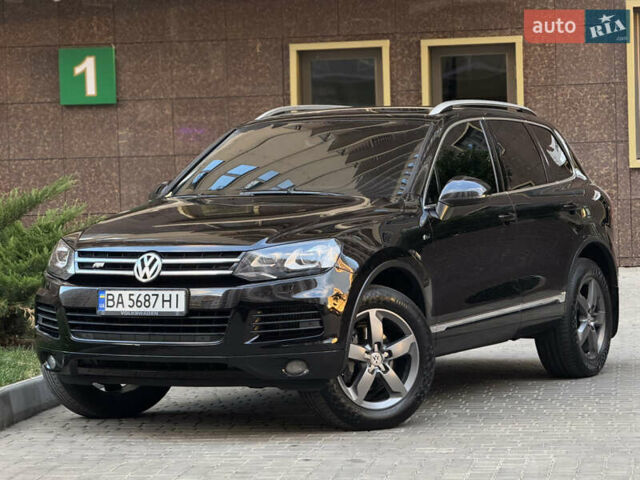 Черный Фольксваген Туарег, объемом двигателя 3 л и пробегом 250 тыс. км за 19000 $, фото 2 на Automoto.ua