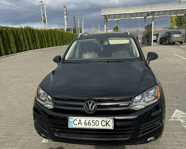 Чорний Фольксваген Туарег, об'ємом двигуна 2.97 л та пробігом 382 тис. км за 16700 $, фото 5 на Automoto.ua