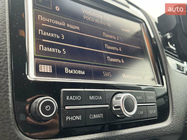 Черный Фольксваген Туарег, объемом двигателя 2.97 л и пробегом 370 тыс. км за 17800 $, фото 18 на Automoto.ua