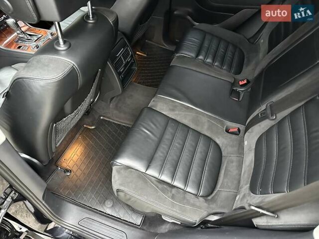 Черный Фольксваген Туарег, объемом двигателя 3 л и пробегом 225 тыс. км за 15650 $, фото 61 на Automoto.ua