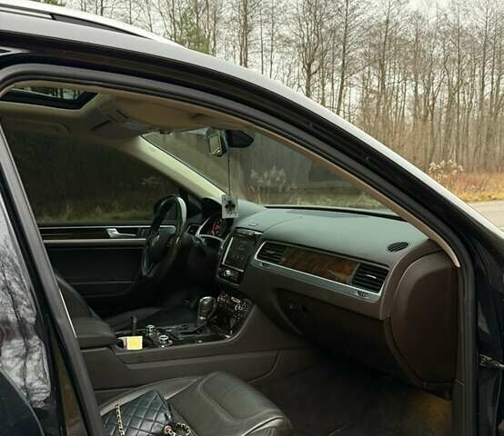 Чорний Фольксваген Туарег, об'ємом двигуна 2.97 л та пробігом 203 тис. км за 24000 $, фото 8 на Automoto.ua