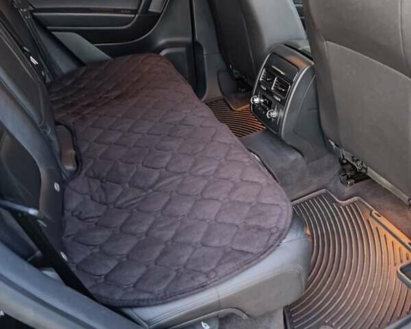 Черный Фольксваген Туарег, объемом двигателя 2.97 л и пробегом 148 тыс. км за 19500 $, фото 35 на Automoto.ua