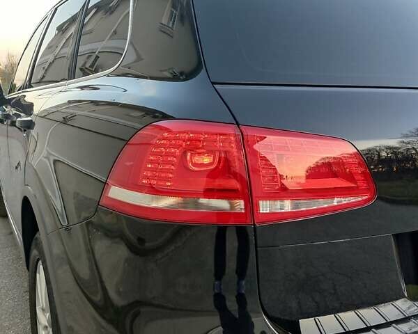 Черный Фольксваген Туарег, объемом двигателя 2.97 л и пробегом 148 тыс. км за 19500 $, фото 7 на Automoto.ua