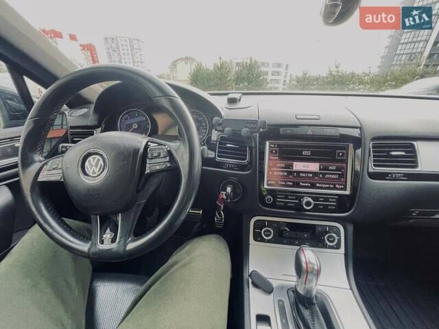 Черный Фольксваген Туарег, объемом двигателя 2.97 л и пробегом 247 тыс. км за 22999 $, фото 11 на Automoto.ua