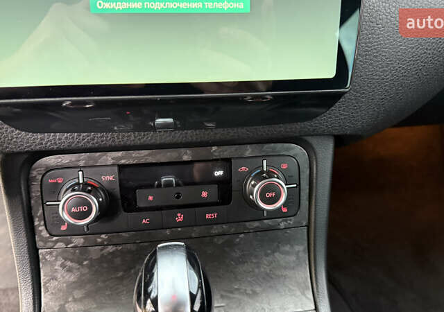 Чорний Фольксваген Туарег, об'ємом двигуна 2.97 л та пробігом 238 тис. км за 21800 $, фото 37 на Automoto.ua