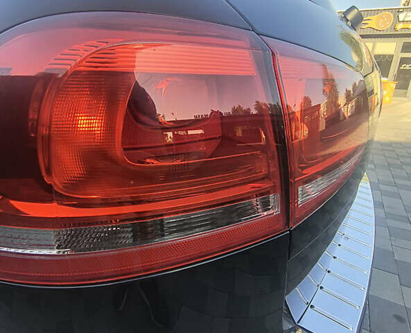 Черный Фольксваген Туарег, объемом двигателя 2.97 л и пробегом 206 тыс. км за 17800 $, фото 9 на Automoto.ua