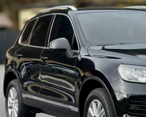 Черный Фольксваген Туарег, объемом двигателя 2.97 л и пробегом 310 тыс. км за 15200 $, фото 26 на Automoto.ua