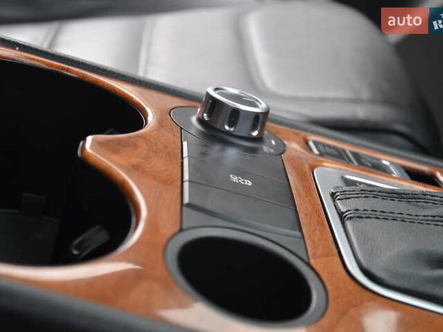 Черный Фольксваген Туарег, объемом двигателя 2.97 л и пробегом 267 тыс. км за 16450 $, фото 66 на Automoto.ua