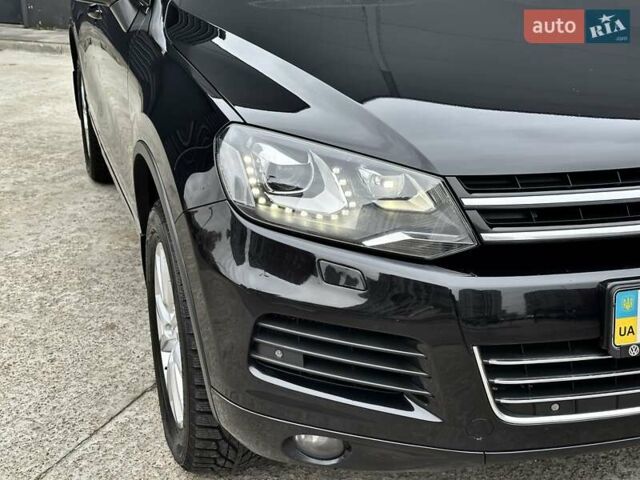Черный Фольксваген Туарег, объемом двигателя 3 л и пробегом 225 тыс. км за 15650 $, фото 8 на Automoto.ua