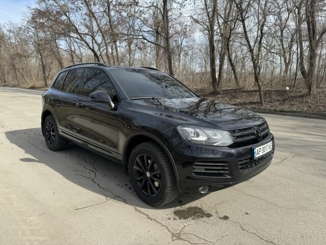 Чорний Фольксваген Туарег, об'ємом двигуна 3 л та пробігом 307 тис. км за 17000 $, фото 2 на Automoto.ua