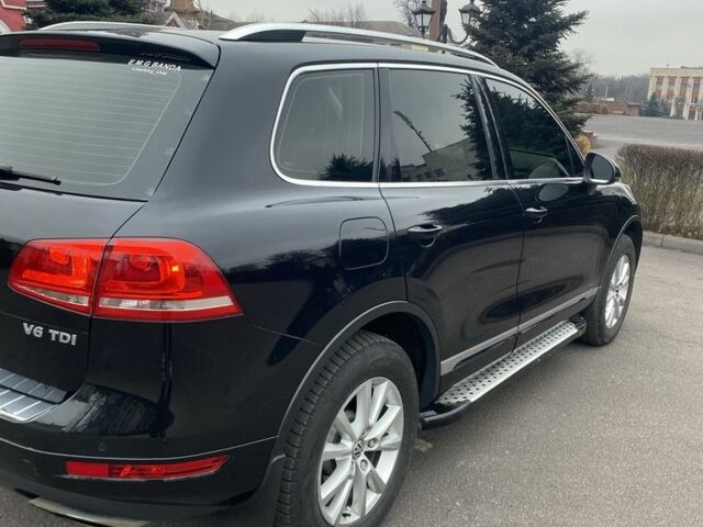 Черный Фольксваген Туарег, объемом двигателя 3 л и пробегом 280 тыс. км за 16800 $, фото 6 на Automoto.ua