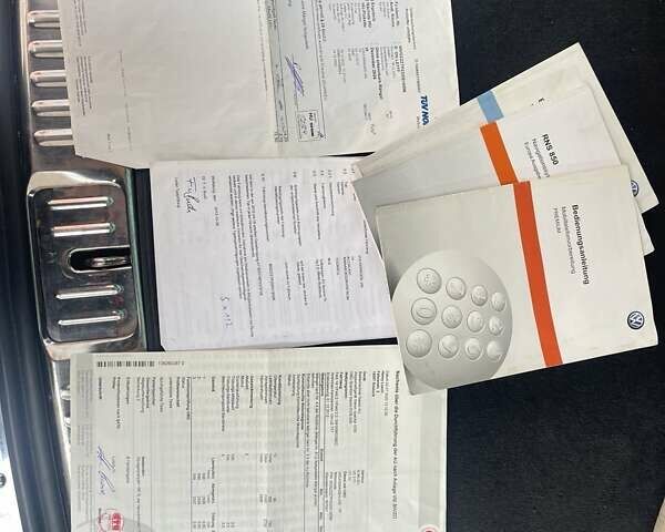 Черный Фольксваген Туарег, объемом двигателя 2.97 л и пробегом 247 тыс. км за 22999 $, фото 22 на Automoto.ua