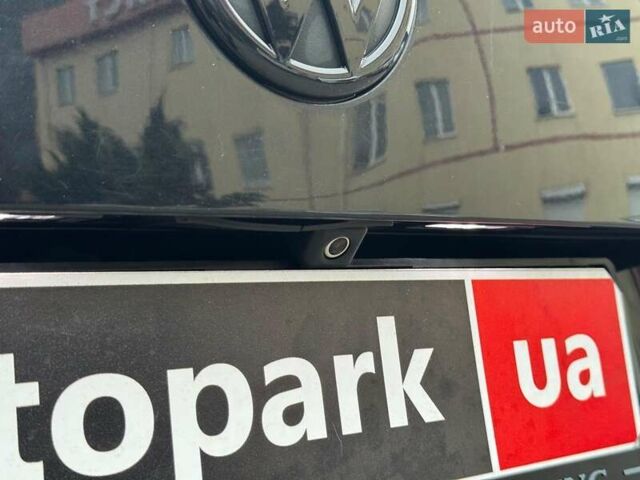 Черный Фольксваген Туарег, объемом двигателя 3 л и пробегом 308 тыс. км за 16490 $, фото 11 на Automoto.ua