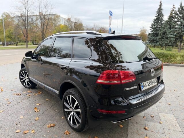 Черный Фольксваген Туарег, объемом двигателя 3 л и пробегом 283 тыс. км за 18700 $, фото 2 на Automoto.ua