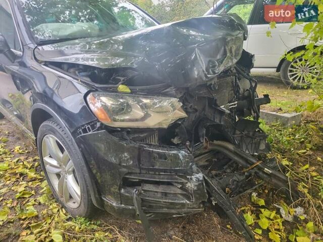 Чорний Фольксваген Туарег, об'ємом двигуна 2.97 л та пробігом 460 тис. км за 9500 $, фото 3 на Automoto.ua