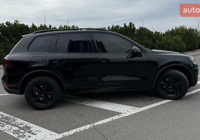 Чорний Фольксваген Туарег, об'ємом двигуна 2.97 л та пробігом 238 тис. км за 17300 $, фото 3 на Automoto.ua