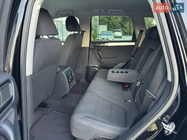 Чорний Фольксваген Туарег, об'ємом двигуна 2.97 л та пробігом 280 тис. км за 14999 $, фото 10 на Automoto.ua