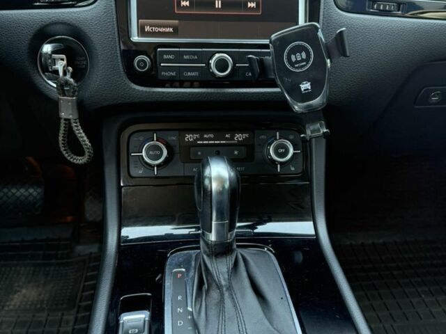 Черный Фольксваген Туарег, объемом двигателя 3 л и пробегом 315 тыс. км за 14850 $, фото 7 на Automoto.ua