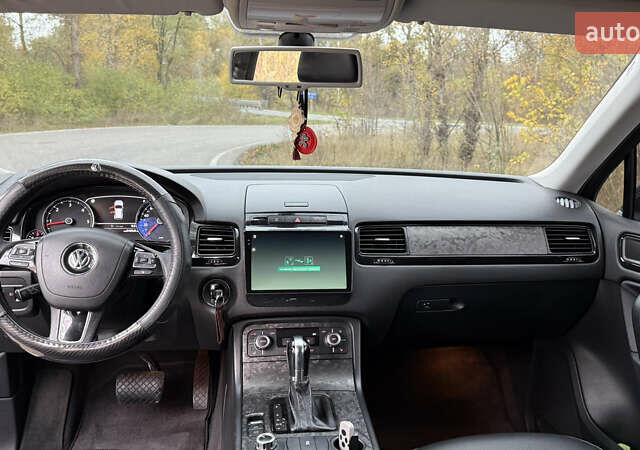 Чорний Фольксваген Туарег, об'ємом двигуна 2.97 л та пробігом 238 тис. км за 21800 $, фото 35 на Automoto.ua