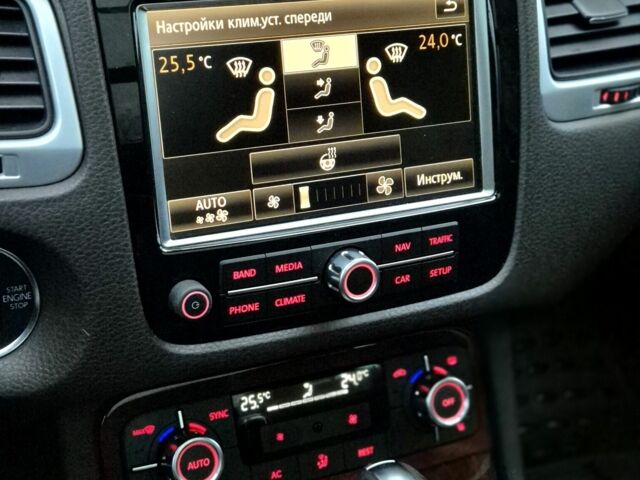 Черный Фольксваген Туарег, объемом двигателя 3 л и пробегом 250 тыс. км за 17300 $, фото 18 на Automoto.ua