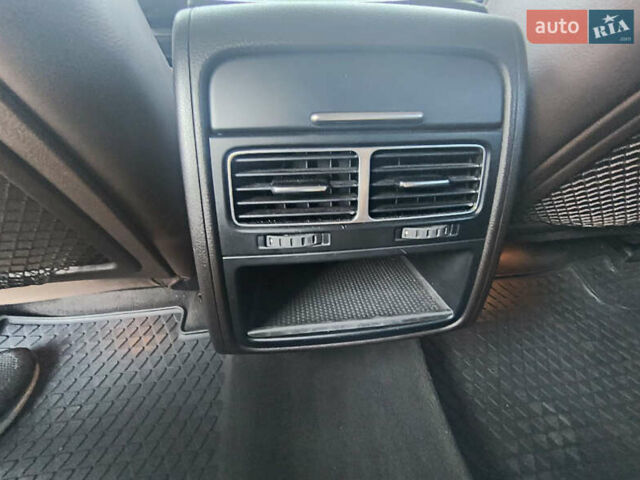 Черный Фольксваген Туарег, объемом двигателя 2.97 л и пробегом 206 тыс. км за 17800 $, фото 17 на Automoto.ua