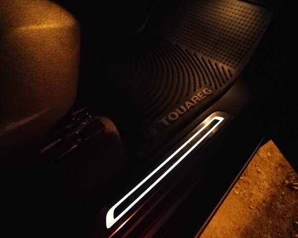 Черный Фольксваген Туарег, объемом двигателя 2.97 л и пробегом 148 тыс. км за 19500 $, фото 22 на Automoto.ua