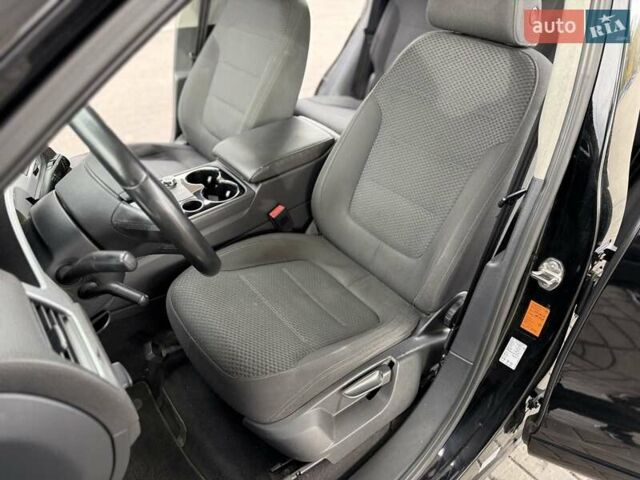 Черный Фольксваген Туарег, объемом двигателя 3 л и пробегом 207 тыс. км за 15700 $, фото 14 на Automoto.ua