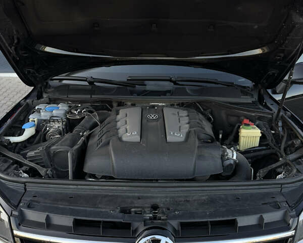 Чорний Фольксваген Туарег, об'ємом двигуна 2.97 л та пробігом 277 тис. км за 23300 $, фото 20 на Automoto.ua