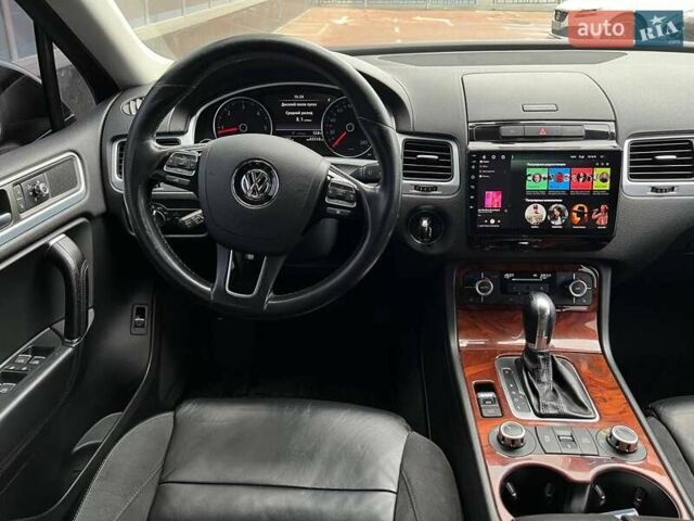 Чорний Фольксваген Туарег, об'ємом двигуна 3 л та пробігом 433 тис. км за 16700 $, фото 18 на Automoto.ua