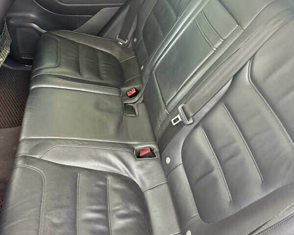 Чорний Фольксваген Туарег, об'ємом двигуна 2.97 л та пробігом 275 тис. км за 16800 $, фото 12 на Automoto.ua